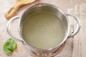 Суп со щавелем и яйцом Суп со щавелем и яйцом