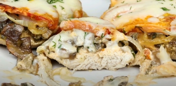 Так мясо по-французски вы ещё не готовили. Невероятно сочно и вкусно Так мясо по-французски вы ещё не готовили. Невероятно сочно и вкусно