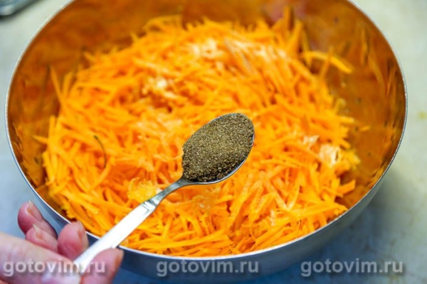 Скумбрия в фольге, запеченная на морковной подушке с апельсином Скумбрия в фольге, запеченная на морковной подушке с апельсином