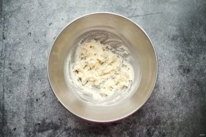 Пряный рождественский кекс с сухофруктами Пряный рождественский кекс с сухофруктами