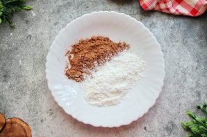 Шоколадный меренговый рулет Шоколадный меренговый рулет
