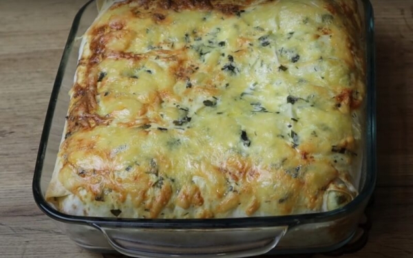 Вкуснейший Хачапури из лаваша. Ленивый пирог из творога и сыра Вкуснейший Хачапури из лаваша. Ленивый пирог из творога и сыра