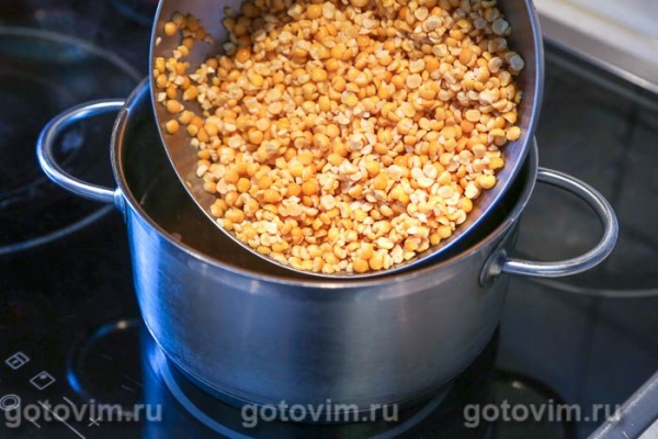 Гороховый суп с копченостями &laquo;Лондонский смог&raquo; (Pea soup &laquo;London smog&raquo;)