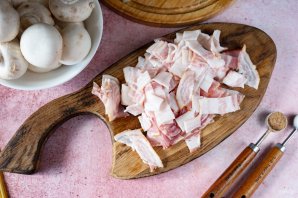 Спагетти с беконом и грибами Спагетти с беконом и грибами