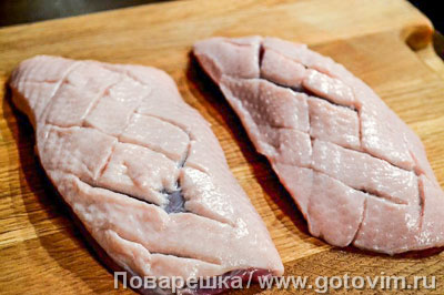 Утиная грудка с вишневым соусом