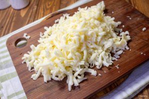 Жульен с курицей и грибами в формочках для кекса Жульен с курицей и грибами в формочках для кекса