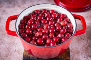 Варенье из алычи с косточками