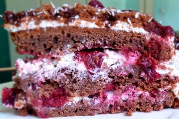 Шоколадный торт Черный принц на кефире с вишней