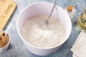 Дрожжевые оладушки на кефире