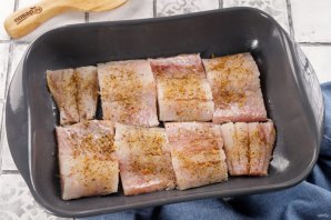 Белая рыба в духовке