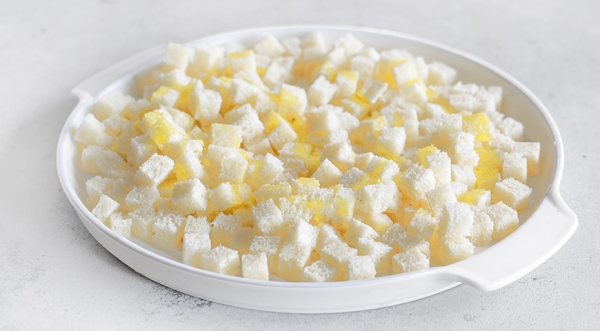 Салат Цезарь с семгой, пошаговый рецепт с фото на 680 ккал Салат Цезарь с семгой, пошаговый рецепт с фото на 680 ккал