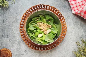 Макароны с соусом песто Макароны с соусом песто