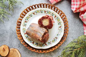 Говяжий хвост с картошкой Говяжий хвост с картошкой