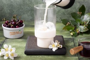 Вишневый айс латте Вишневый айс латте