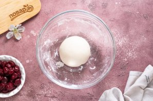 Вареники с тофу и вишней