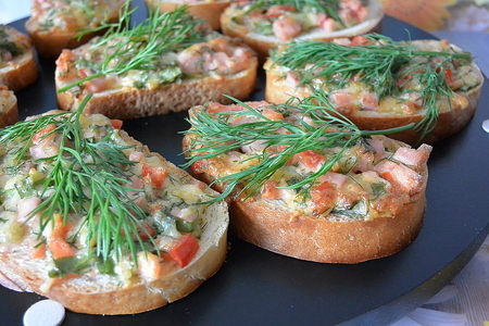 Горячие бутерброды в микроволновке Горячие бутерброды в микроволновке