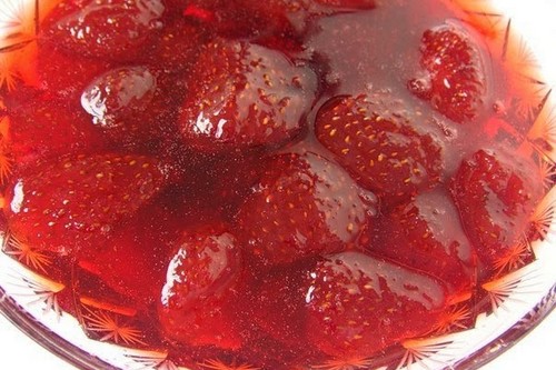 Варенье из клубники с соком лимона