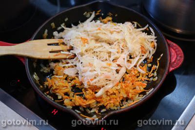 Суп гороховый с квашеной капустой