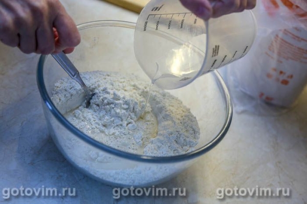 Фокачча с печеным чесноком и розмарином Фокачча с печеным чесноком и розмарином