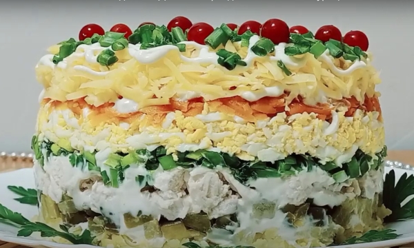 Праздничный салат с курицей &laquo;Монарх&raquo;. Всегда готовлю его на Новый Год