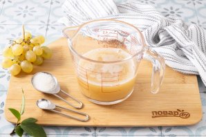 Виноград в собственном соку Виноград в собственном соку