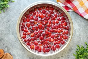 Клубничное варенье на зиму Клубничное варенье на зиму