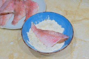 Маринованный морской окунь