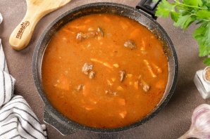 Гуляш с гречкой Гуляш с гречкой