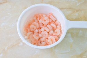 Очищенные креветки "Фламбе" Очищенные креветки "Фламбе"