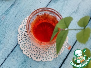 Чай с цукатами из черноплодной рябины Чай с цукатами из черноплодной рябины