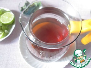 Чай с яблоком, лаймом и мятой Чай с яблоком, лаймом и мятой