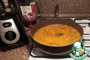 Чечевично-тыквенный суп с кабачком