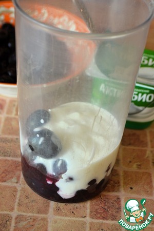 Чернично-виноградный смузи Чернично-виноградный смузи