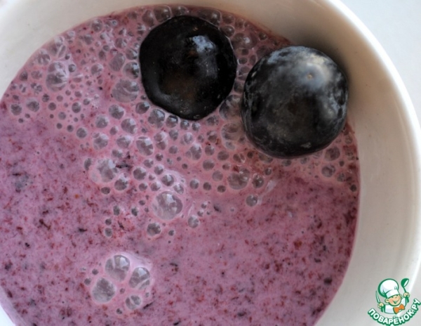 Чернично-виноградный смузи Чернично-виноградный смузи