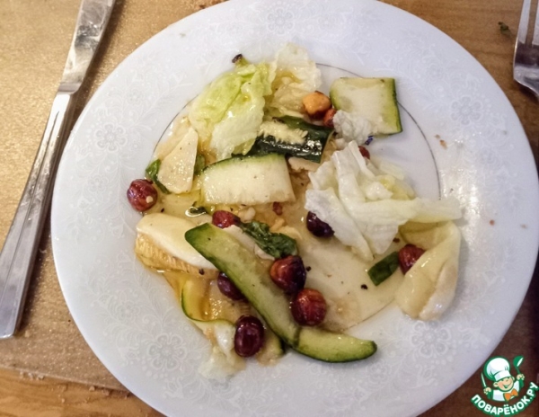 Цуккини с фундуком, мятой и пармезаном Цуккини с фундуком, мятой и пармезаном