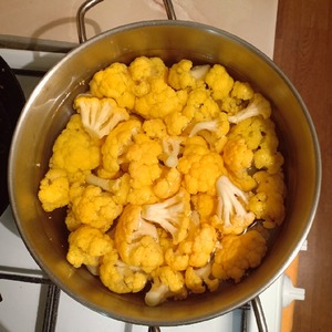 Цветная капуста, запеченная с сыром