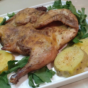 Цыплята-корнишоны, запеченные в духовке