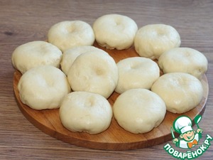 Плетеные булочки на молоке с начинкой