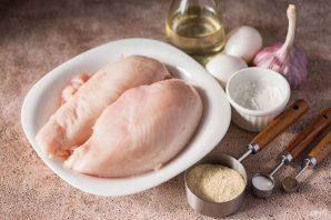 Куриные котлеты в мультиварке