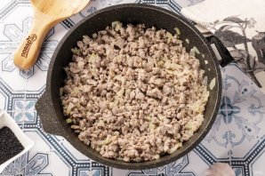 Заливной пирог с фаршем