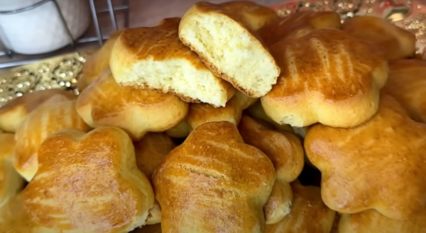 Ароматные и мягкие коржики: простое приготовление. Остаются мягкими даже через 10 дней