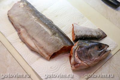 Лосось с лимонным маслом в духовке 