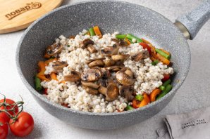 Сорго с грибами и овощами Сорго с грибами и овощами
