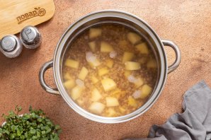 Постный суп с гречкой