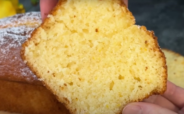 Нежный лимонный пирог. Мы съели все за 5 минут: настоящее кулинарное удовольствие