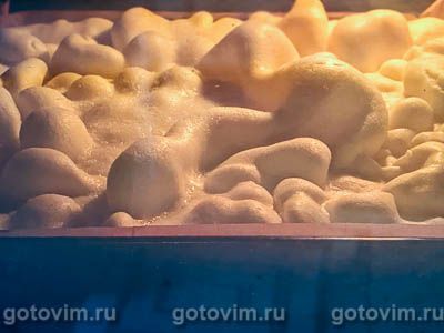 Рулет из блинного теста со сливочной начинкой