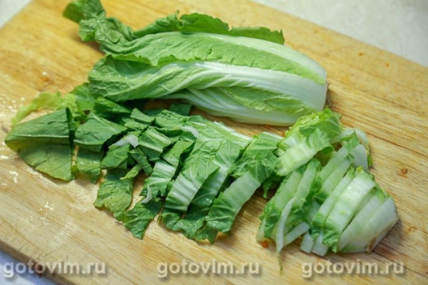 Суп из говядины с пекинской капустой и чили Суп из говядины с пекинской капустой и чили