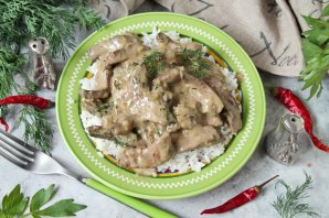 Печень с гарниром Печень с гарниром