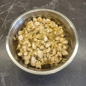 Пирог с курицей и грибами