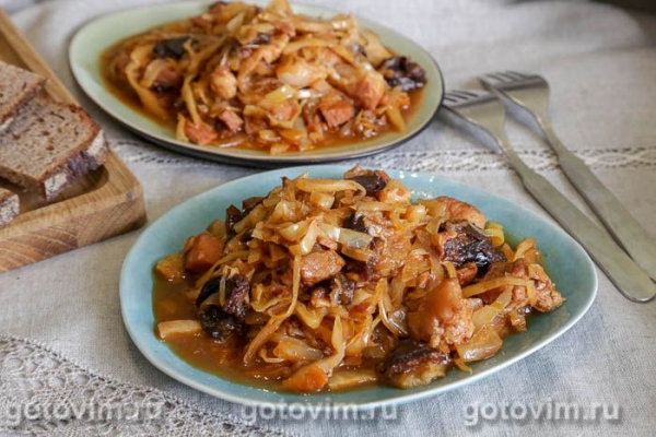 Бигус с квашеной капустой в мультиварке Бигус с квашеной капустой в мультиварке